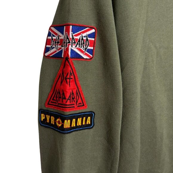 Vinyl Icons Def Leppard Patchwork Crewneck Long Sleeve Mens Sweatshirt - Size Sm - Picture 5 of 6